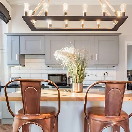 The Thoresby At Claremont Serviced Apartmán *