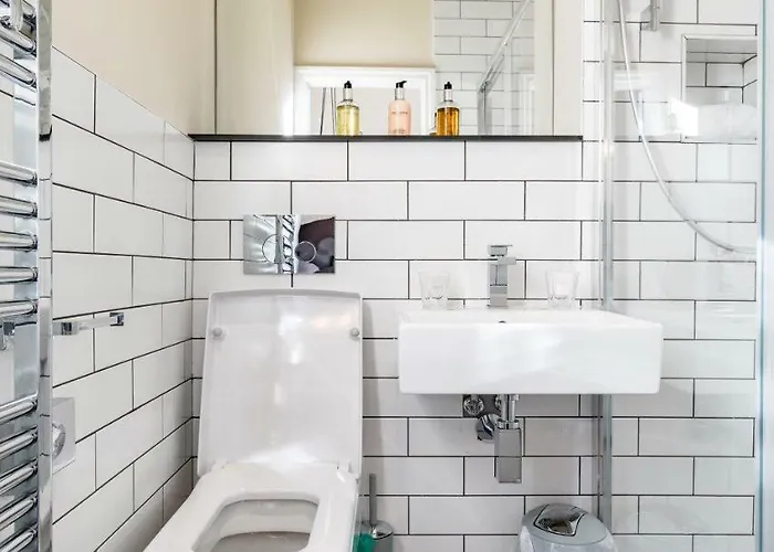 The Thoresby At Claremont Serviced *