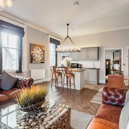 Apartment The Thoresby At Claremont Serviced *