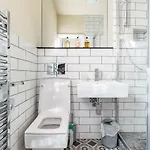 The Thoresby At Claremont Serviced *
